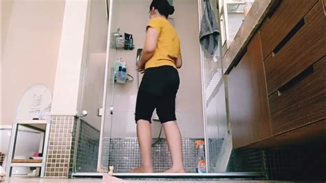 video ngintip cewek pipis|Nginitip Tetangga Kencing Ga Sadar Kamera .